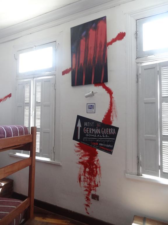 וואלפאראיסו Escarabajo Hostel (Adults Only) חדר תמונה